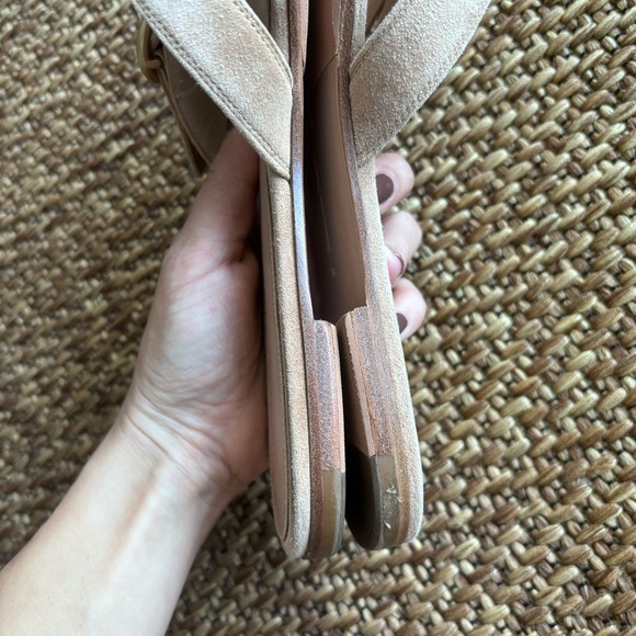 Gianvito Rossi Beya Suede Flat Sandals, Light Beige, size 38 (7.5) - Picture 9 of 14